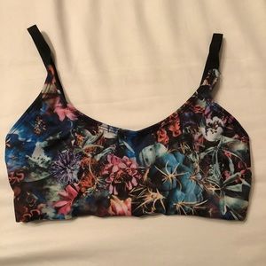 NWT Onzie Sports/Yoga Elastic Back Cactus Bra S/M
